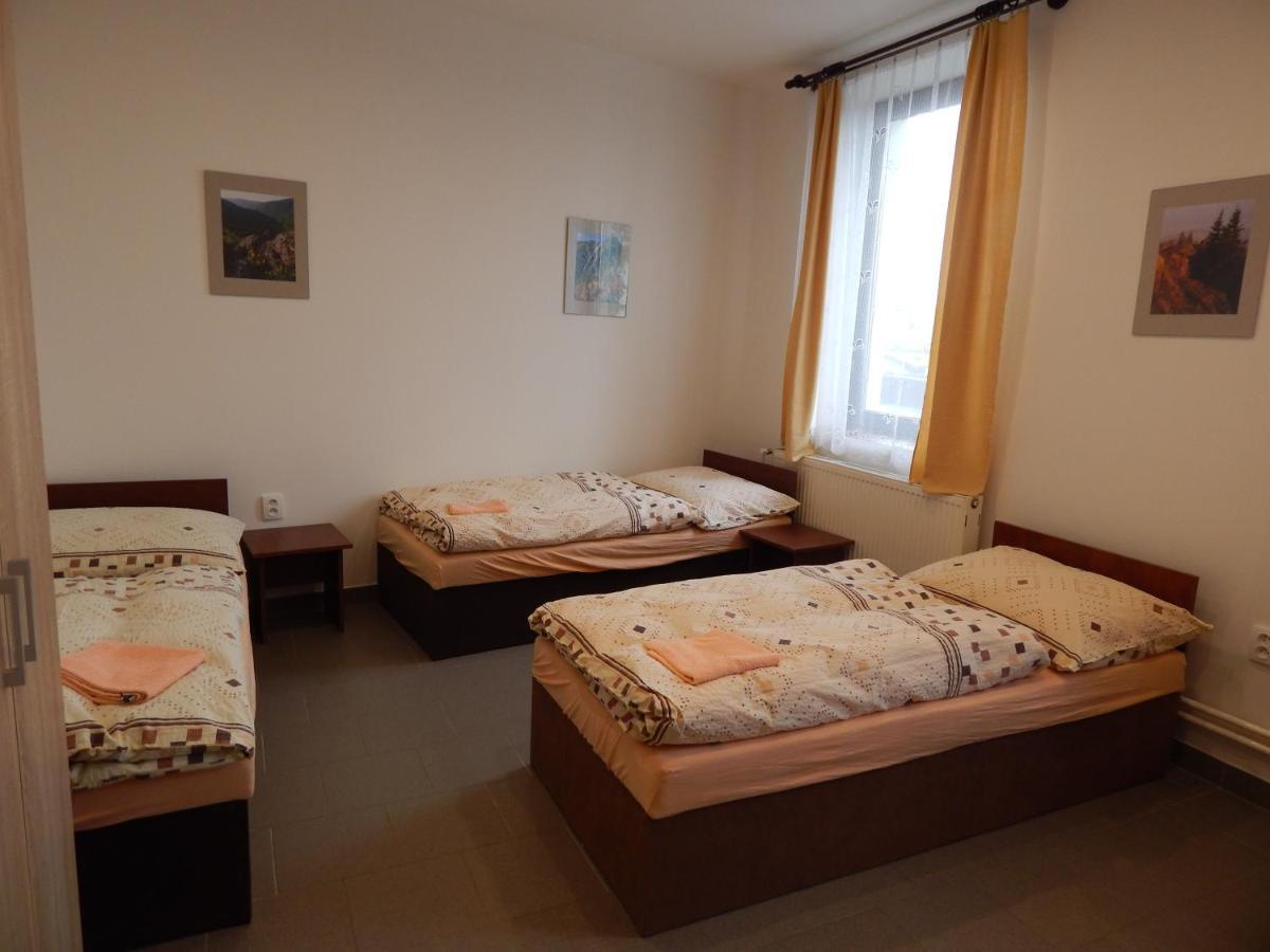Penzion U Kasnych Mníšek pod Brdy Bagian luar foto